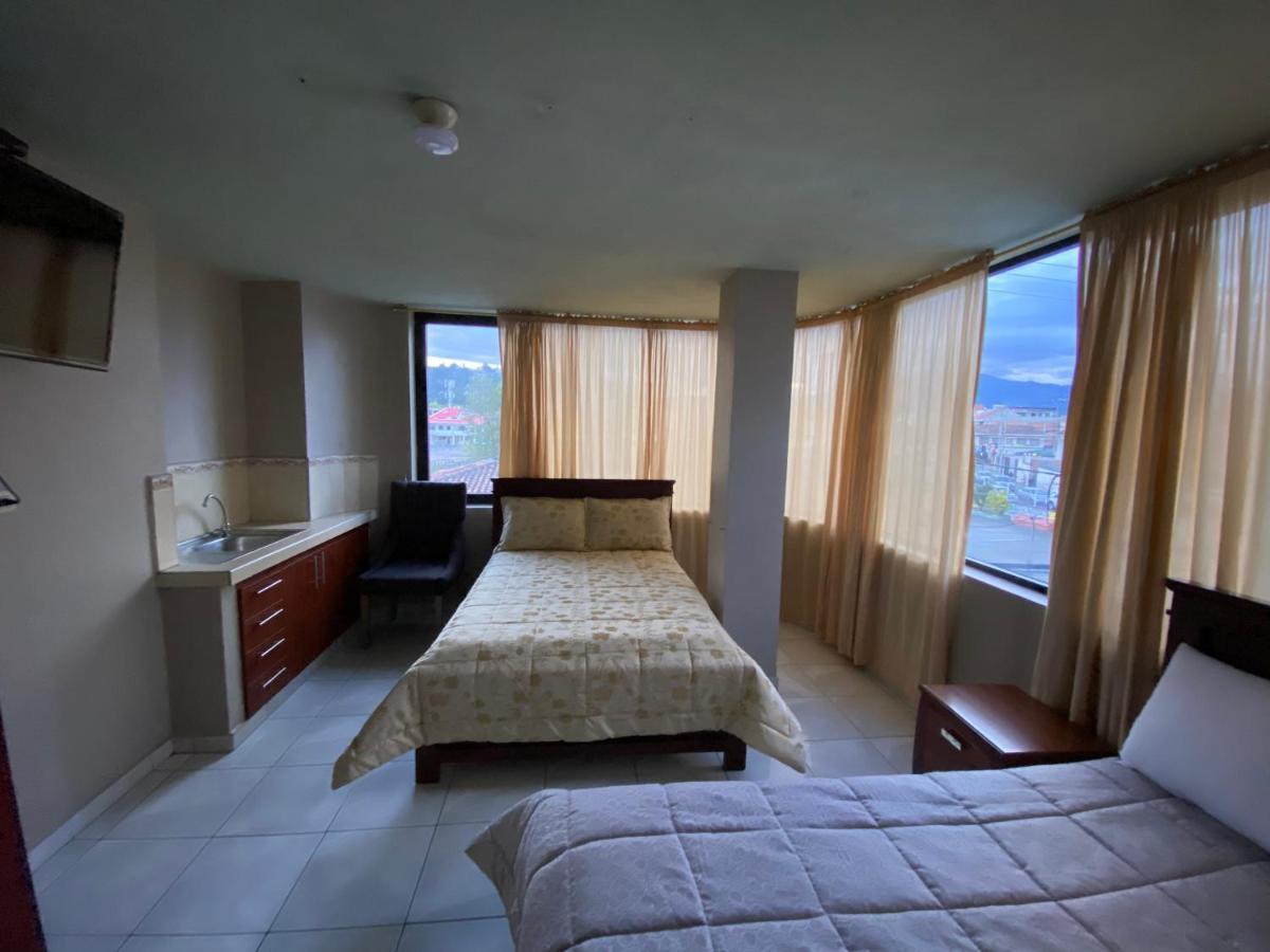 Hostal El Paraiso Cuenca Bagian luar foto